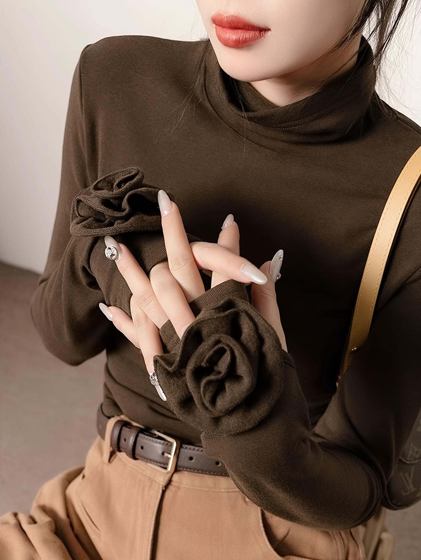 Elegant T-shirt with Embroidered Floral Neckline