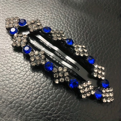 Sparkling Crystal Rhinestone Hair Clip Barrette - Glamorous Hair Styling Tool for Women and Girls - Add a Touch of Elegance to Your Hairdo with This Durable, Easy-to-Use, and Versatile Hair Accessory