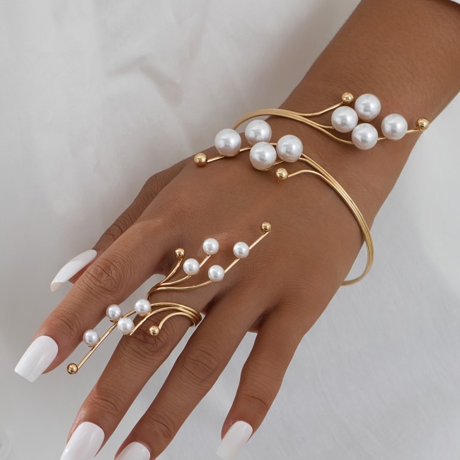 Elegant & Chic Adjustable Bangle and Ring Set with Unique Irregular Patterns - Perfect for Weddings, Parties, and Gifts