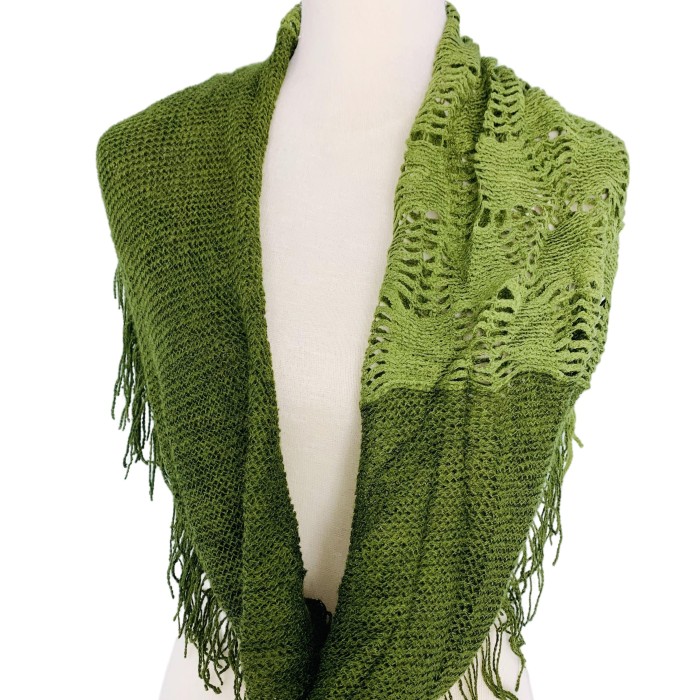 Ultra Soft Two Tone Knitted Fringed Infinity Scarf – Twistable Loop Snood for Chic Style & Cozy Warmth