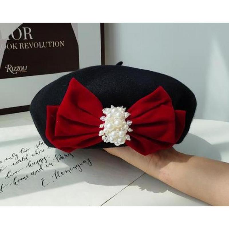 Elegant Black Wool Beret with Faux Pearl Bow - Breathable, Stretch-Fit for Women | Perfect for Parties & Vacations
