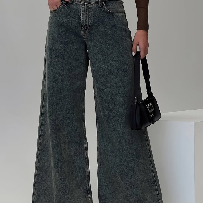 Women's Retro-Inspired Wide Leg Jeans - Casual, Loose Fit with Slash Pockets, Cotton Blend, Machine Washable