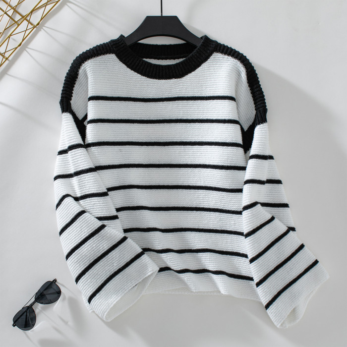 Crew-Neck Loose Striped Long-Sleeved Sweater