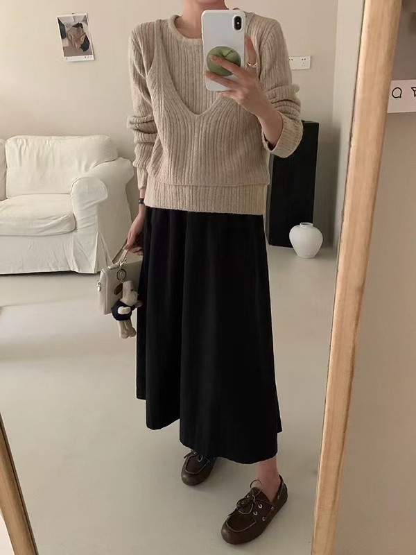 False Two Long Sleeves Solid Color Round-Neck Pullovers Sweater Tops