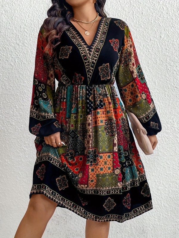 Large Size Vintage Patchwork Pattern Bohemian Style V-Neck Lantern Sleeve Dress