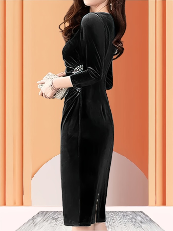 Luxurious Velvet Ruched 3\u002F4 Sleeve Dress - Elegant Slim Fit, Zipper Slit, Comfortable Wear for Spring & Fall - Women's Clothing for Everyday Occasions