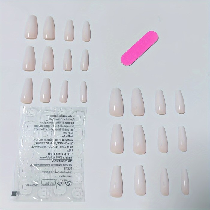 24pcs Elegant White Gradient Coffin Press-On Nails Set with Jelly Adhesive & Nail File - Glossy Finish, Long Square Shape for Hands and Feet Care, European And American, Simple White, Coffin Nails, Gradient, Jelly Gel, File