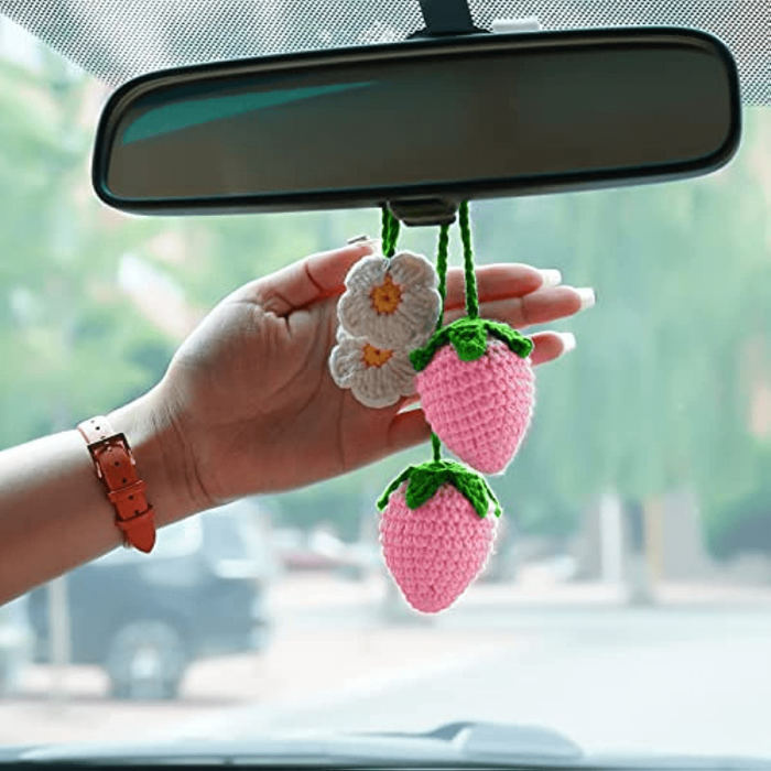 Cute Strawberry Crochet Car Mirror Hanging Accessories Decor Car Rearview Charms Decorations, Handmade Knitted Rear View Mirror Pendant Ornament