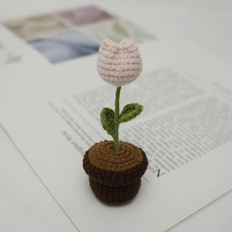Pure Handmade Finished Potted Flower Ornaments, Woolen Weaving Creative Toys, Artificial Flowers, Crochet Bouquets, Sunflowers, Love Ornaments, Gifts