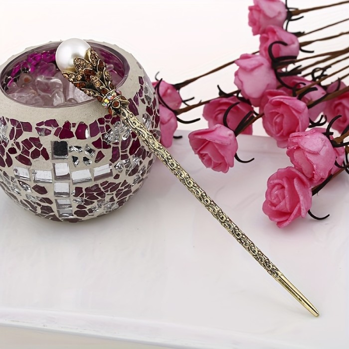 Elegant Rhinestone & Faux Pearl Hairpin - Alloy, Featherless, Perfect for Dress-Up Accessories