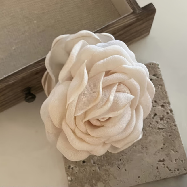 Vintage French Dry Rose Hair Clip with Sharks Tooth - Single Flower Hair Accessory for Women - Suitable for Ages 14 and Up