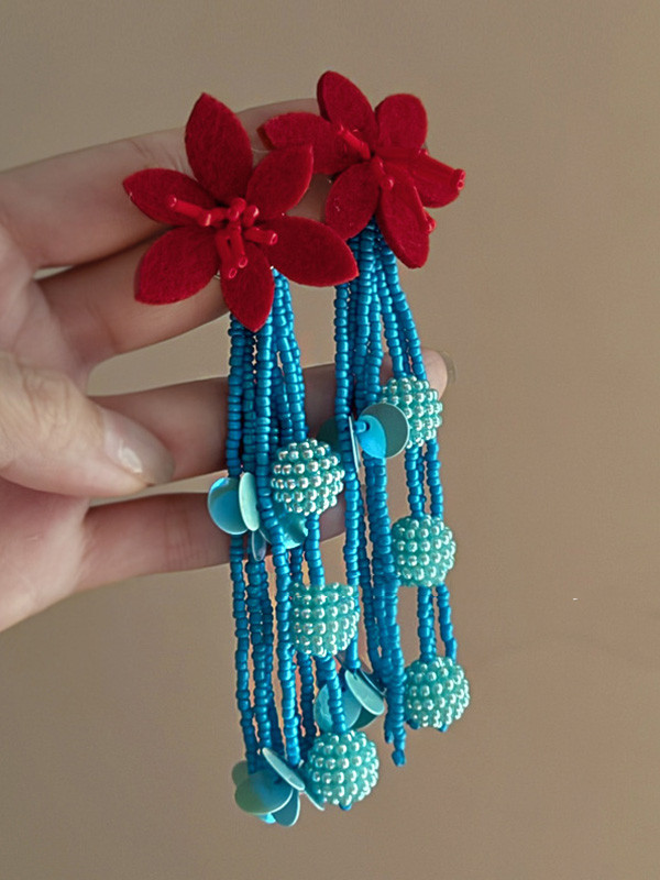 Flower Shape Tasseled Drop Earrings