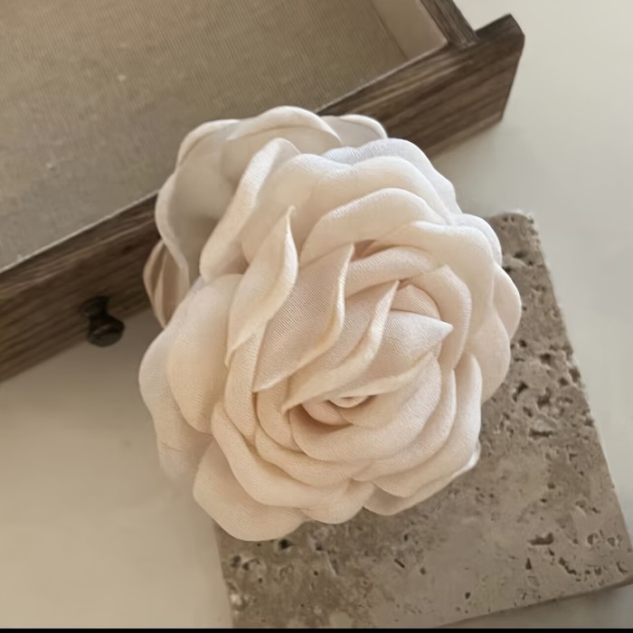 Vintage French Dry Rose Hair Clip with Sharks Tooth - Single Flower Hair Accessory for Women - Suitable for Ages 14 and Up