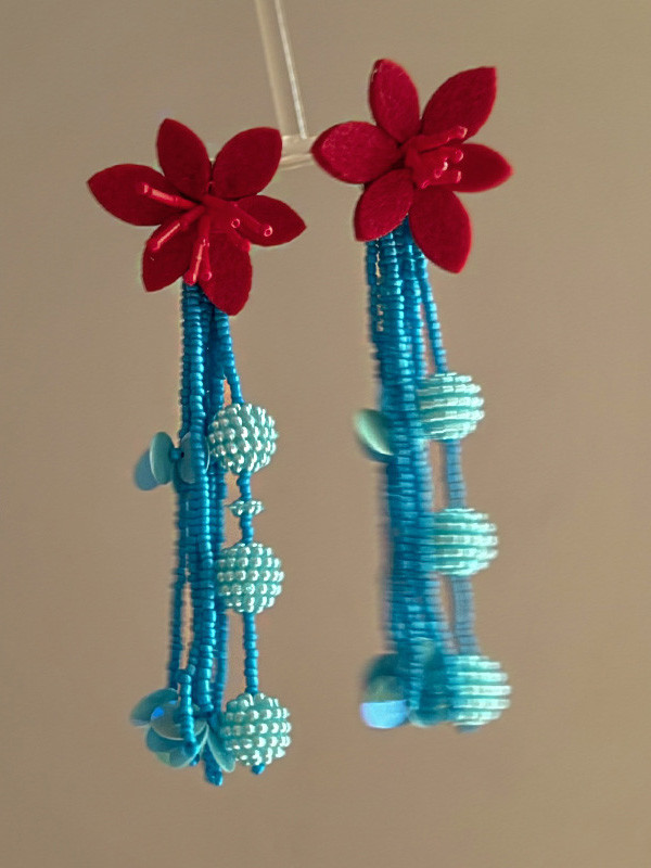 Flower Shape Tasseled Drop Earrings