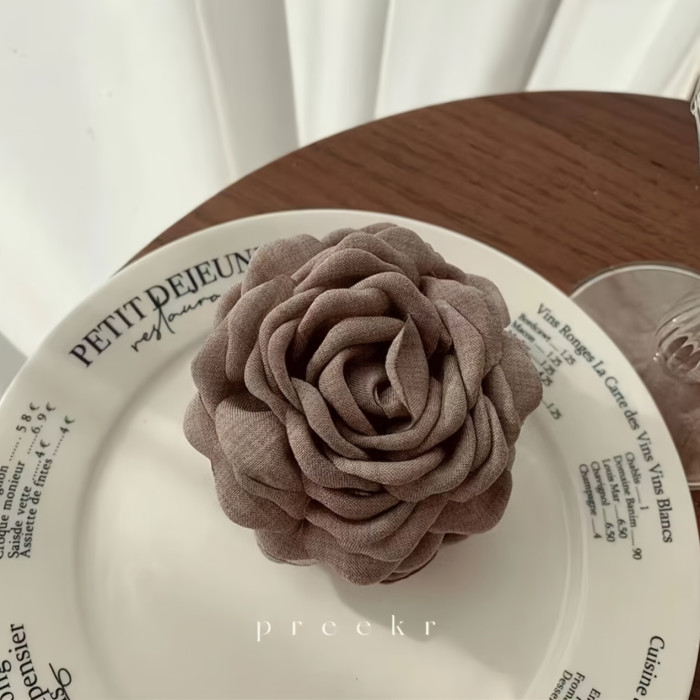 Vintage French Dry Rose Hair Clip with Sharks Tooth - Single Flower Hair Accessory for Women - Suitable for Ages 14 and Up