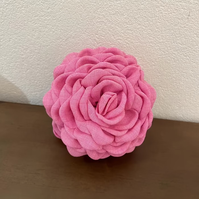 Vintage French Dry Rose Hair Clip with Sharks Tooth - Single Flower Hair Accessory for Women - Suitable for Ages 14 and Up