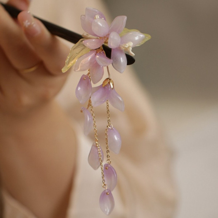 1pc Elegant Retro Chinese Floral Hair Stick, Wooden Hairpin with Delicate Bead Accents and Golden Chains, Traditional Cheongsam Hanfu Tea Ceremony Accessory for Women, Formal Event Accessory | Vintage Floral Design | Wooden Hair Stick, Hair Accessories