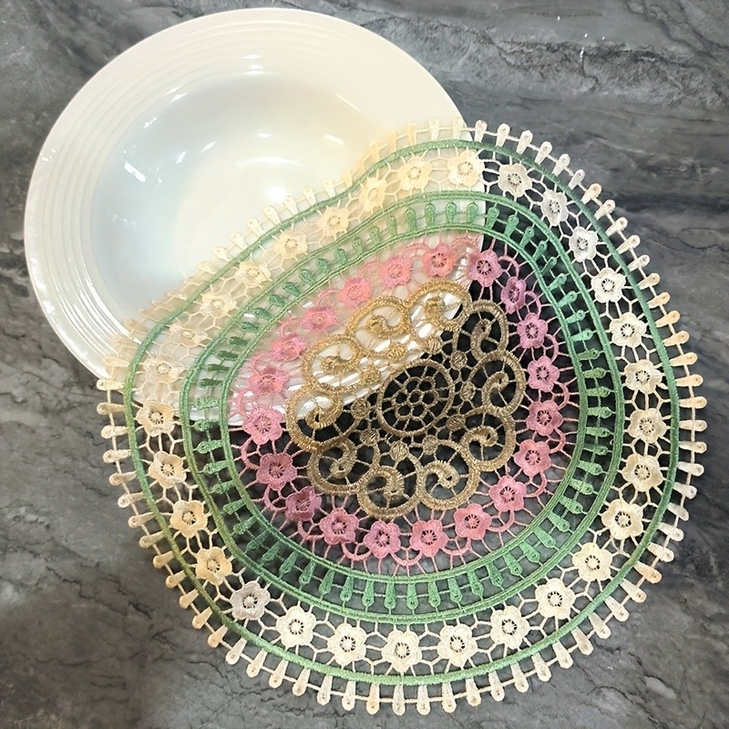 Colorful Lace Hollow Flower Tablecloth and Mat Table Decoration Mat with Pastoral Style Round Embroidery Cup and Bowl Mat 3D Colorful Tablecloth Light Luxury Suitable for Living Room, Bedroom, Restaurant Commercial Decoration Mat Photography Props Retro Simple Country Table Mat Embroidery