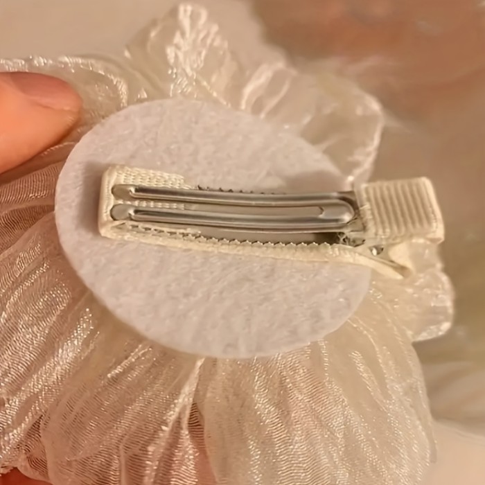 2pcs Bohemian Chic White Mesh Flower Hair Clips - Elegant Ruffled Petal Design, Sweet Floral Hair Accessories for Women and Girls