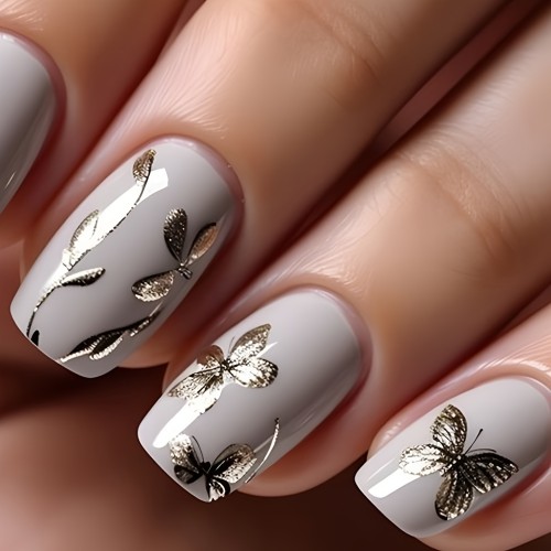 Silvery Glossy 24 Pcs Medium Square Press On Nails - Reusable False Nails For Women - Autumn And Winter Shiny Artificial Butterfly Fake Nails