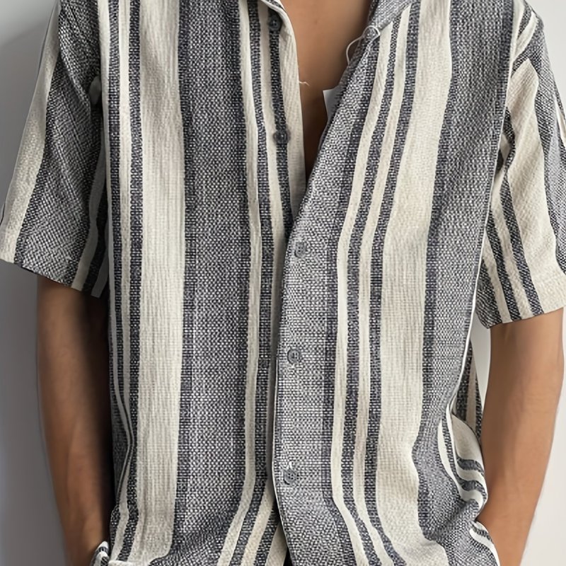 Men's Casual Fashion Short-Sleeved Shirt with Striped Pattern, Stylish and Versatile in Leisure Style, Turned Collar, Full Openwork Design with Five Buttons Suitable for Business Work Shirts and Outing Casual Commuting Wear