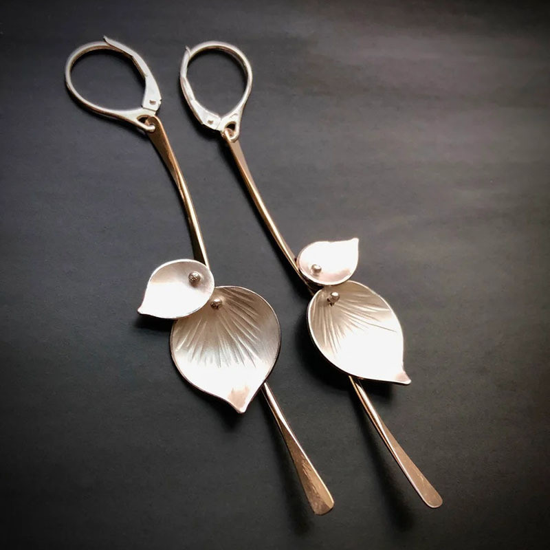 Women Boho Vintage Metal Leaf Dangle Hook Earrings, Perfect Gift for Women and Girls, Exquisite Jewelry for All Occasions