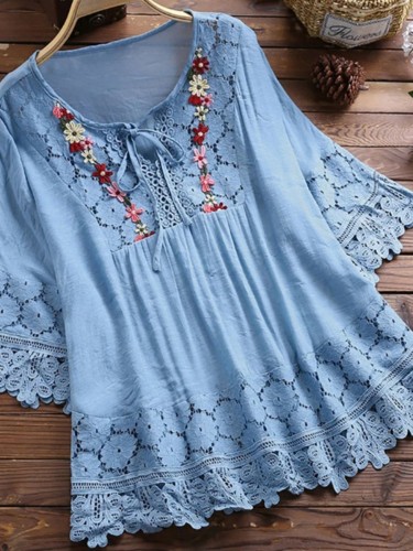 Vintage Floral Blouse Light Blue Plus Size Women's Vintage Floral Lace Blouse