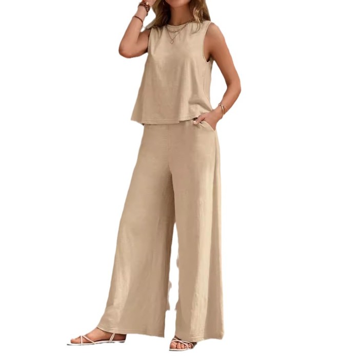 Solid Crewneck Vest & Pants Two-Piece Set