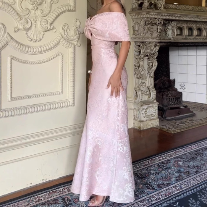 Women's Fashion Elegant One Shoulder Bow Sexy Backless Dress