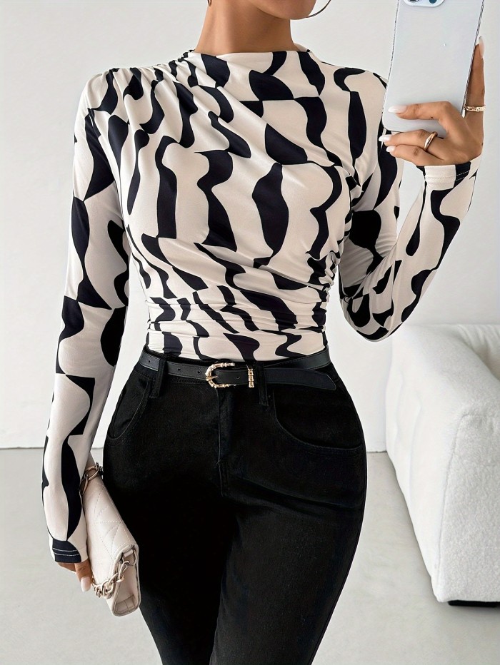Women's Slim Fit Long Sleeve Pullover Shirt