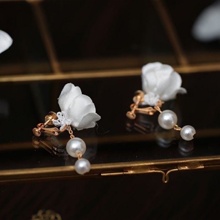 Super Fairy Forest Style Sweet Flower Hair Clip Set for Bride, with Ear Clips, High-end Headwear Wedding Look Accessories