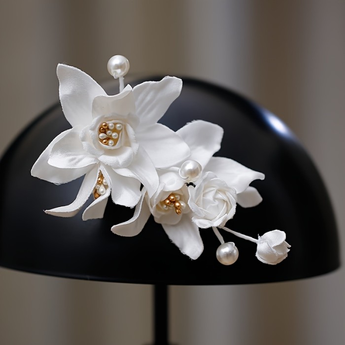 Super Fairy Forest Style Sweet Flower Hair Clip Set for Bride, with Ear Clips, High-end Headwear Wedding Look Accessories