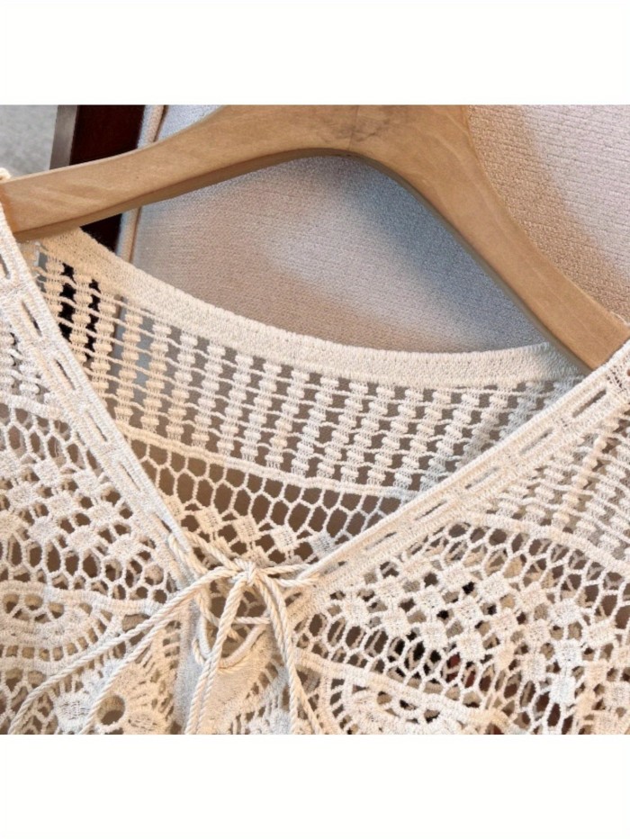 Women's Bohemian Lace-like Hollowed-Out Top