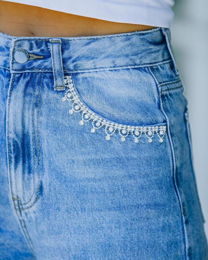 Women's Jeans Retro Boyfriend Straight Jeans with Floral Pocket