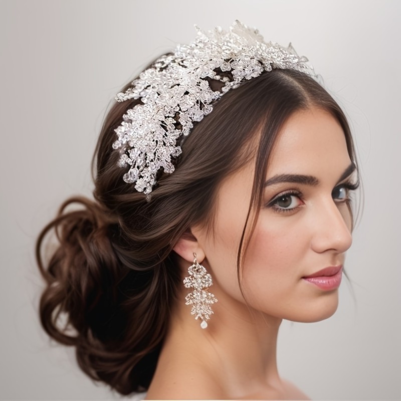 A Luxurious Jewelled Headband Set With Sparkling Crystals, Handcrafted For Women's Crown Wedding Hair Accessories
