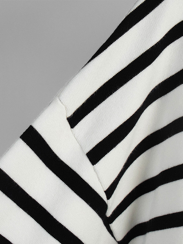 Striped Split-side Split-Joint Loose Long Sleeves High Neck Sweater Tops