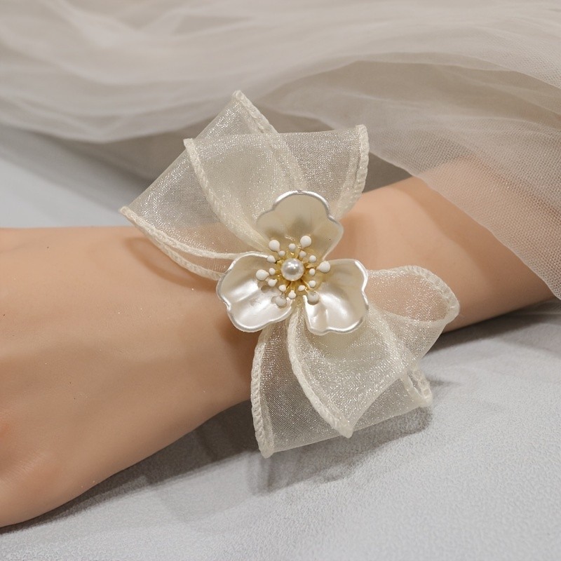 1pc Bowknot Bridal Wrist Corsage, Romantic Wedding Accessory For Bridesmaid & Bridal Party, Elegant Faux Pearl Beaded Flower Decor