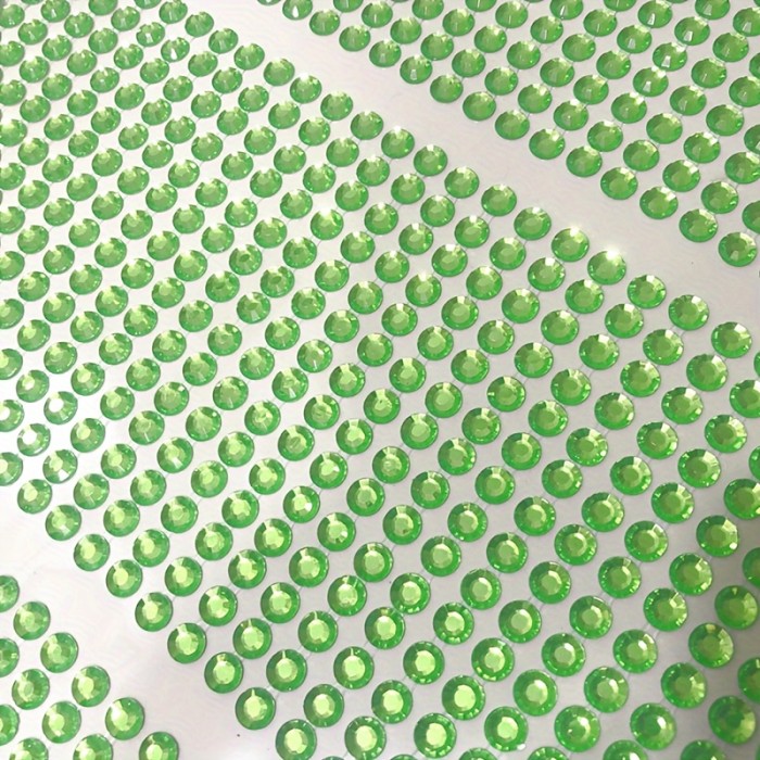 640pcs\u002Fpack 5mm Rhinestone Stickers, Gemstone Stickers, Self-adhesive Jewelry Stickers, Crafts Sparkling Rhinestone Stickers, Eye Makeup Decoration, Eyes, Nails, Acrylic Rhinestone Stickers In Various Styles