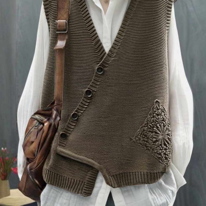 Sleeveless Lace-Trimmed  V-Neck Button-Front Cardigan Vest Sweater