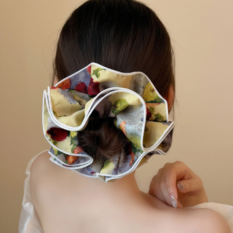 Women'S Large Floral Retro Hair Tie Scarf Bun Maker - Elegant Oil Painting Style Hair Accessory with Vibrant Multicolor Flowers, Soft Durable Fabric Scrunchie for Ponytails, Buns & Braids, Versatile Hair Ornament for Casual & Formal Events (No-Slip