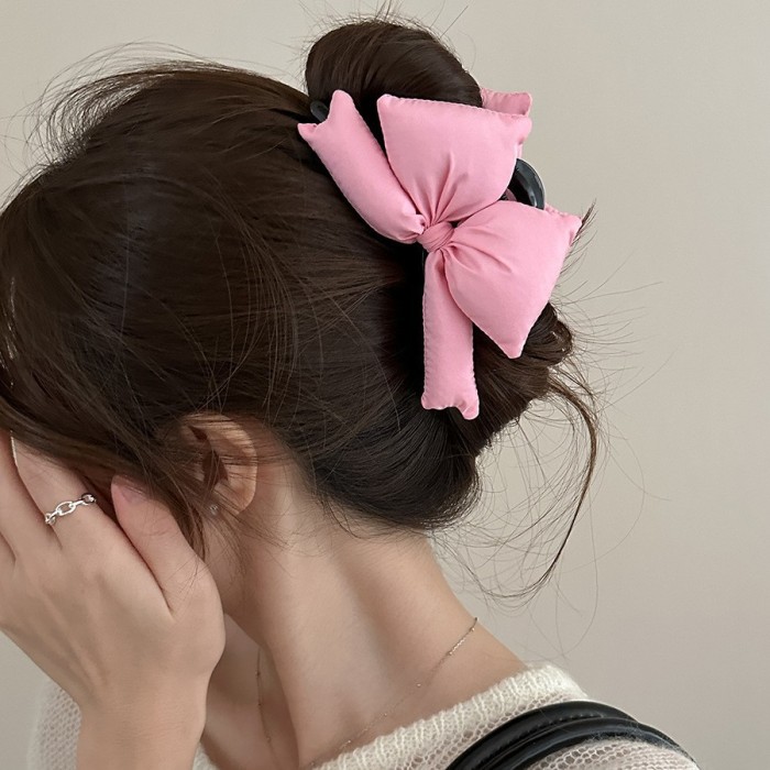 Large Korean Hair Clip - Cute Sweet Bow Shark Clip with Pink Bow & Black Center, Hold Hair Accessory for, Elegant Hairpin for Ponytails, Buns, Braids (Autumn Winter Hairstyles)