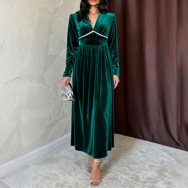 Sexy V-neck Long Sleeve High Waist Pleat Dress Autumn Winter New Solid Color Banquet Dress Vintage Elegant Velvet Spliced Dress