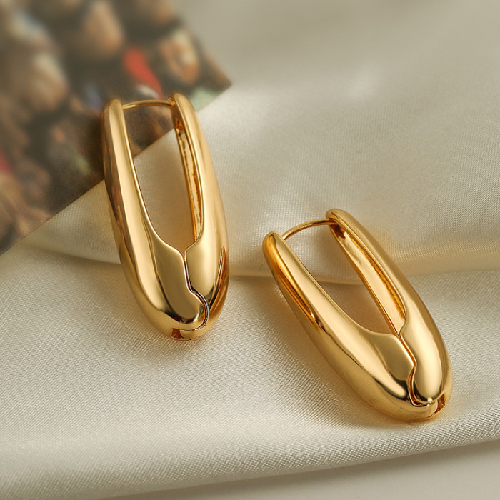 Women's Luxury Simple Thick Metal Earrings Buckle Smooth Korean Stainless Steel Jewelry Girl's Daily Wear Earrings