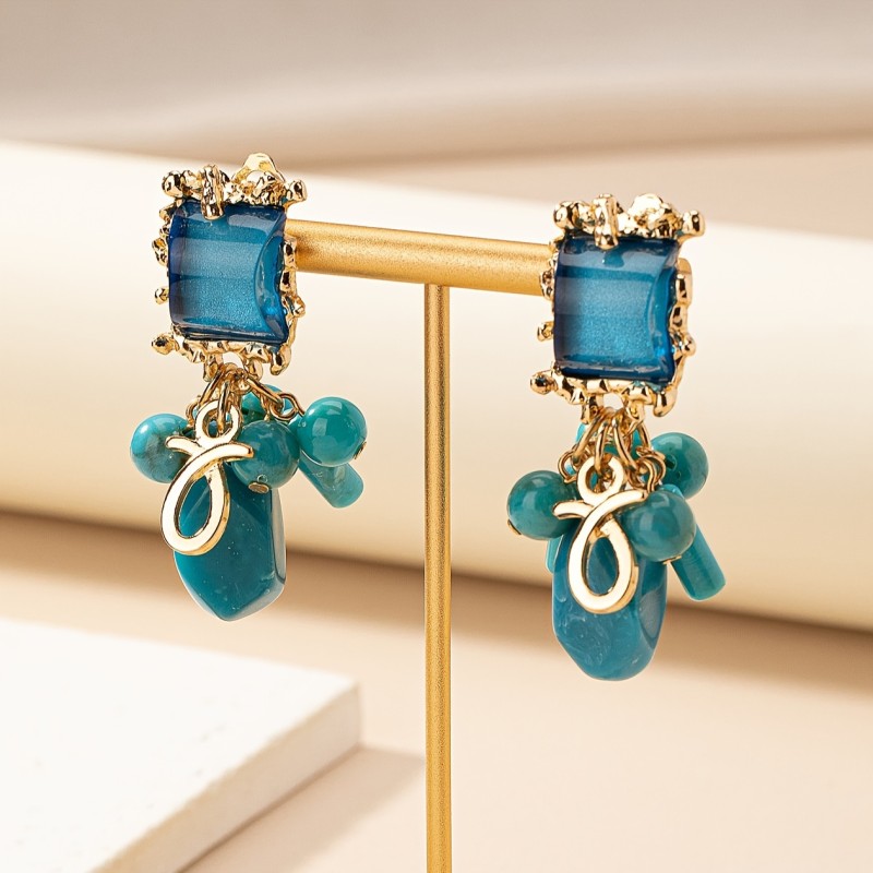 Vintage Beaded Resin Dangle Clip-On Earrings ✨