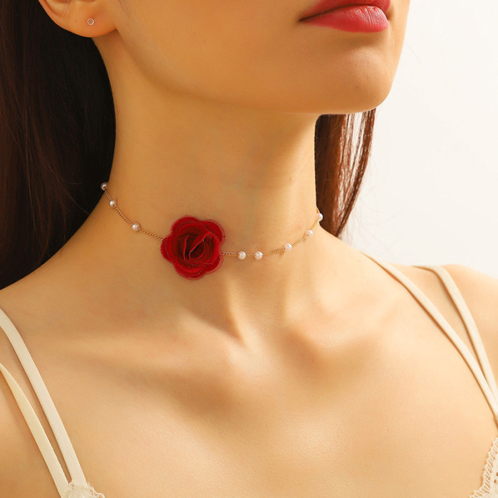 New Arrival Pearl & Small Flower Clavicle Chain ✨