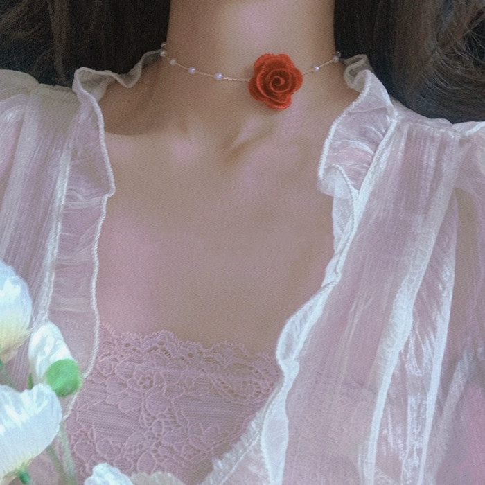 New Arrival Pearl & Small Flower Clavicle Chain ✨