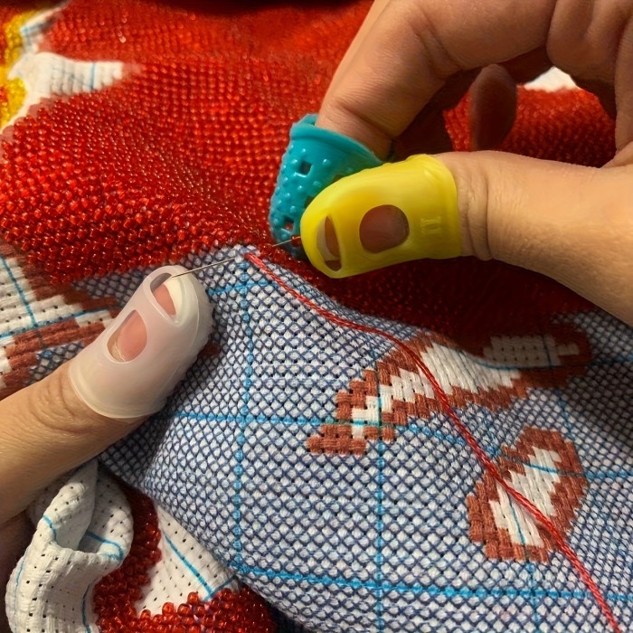 Set of 5 Breathable Silicone Thimbles Designed for Protection, Ideal for Crafts And Sewing Projects