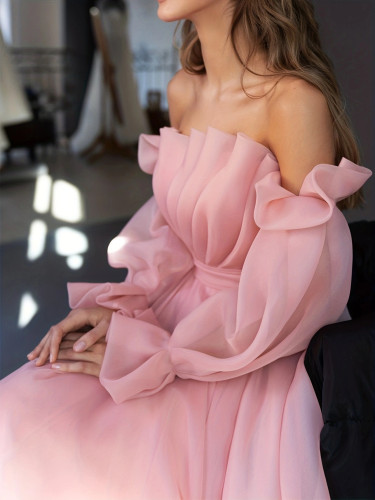 New Solid Color Dress with Ralan Sleeves for Plus Size Women