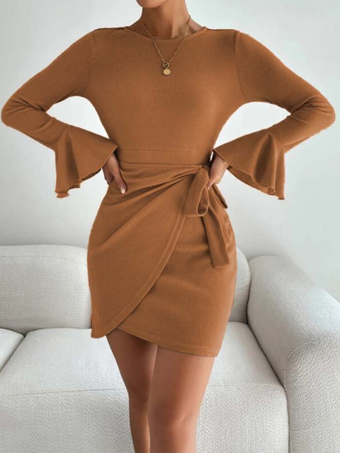 Round Neck Slim Hip Long Sleeve Dress