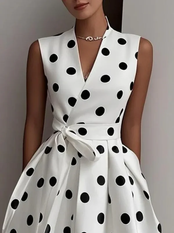 🖤 Retro Hepburn Polka Dot V-Neck Swing Dress